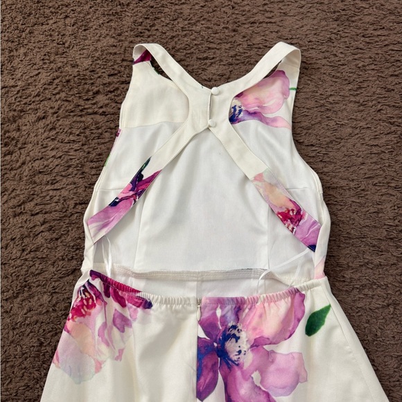 Revolve Toby Heart Ginger Enchanted Maxi Dress White Floral Open Back Size 8 - Picture 16 of 16